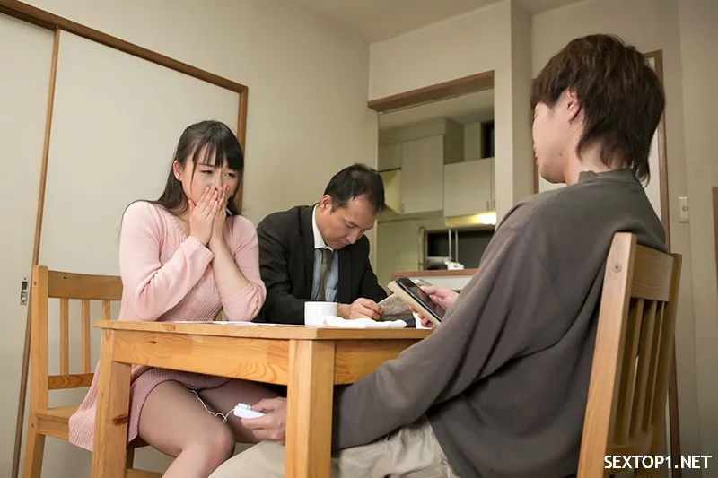 Người vợ dâm lén lút với bố và em chồng